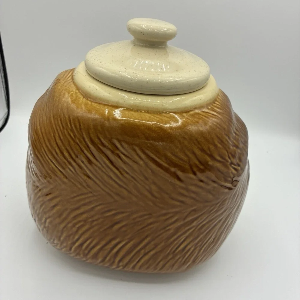Vintage McCoy Ceramic Sleeping Bear With Bees Honey Pot Cookie Jar 143 USA